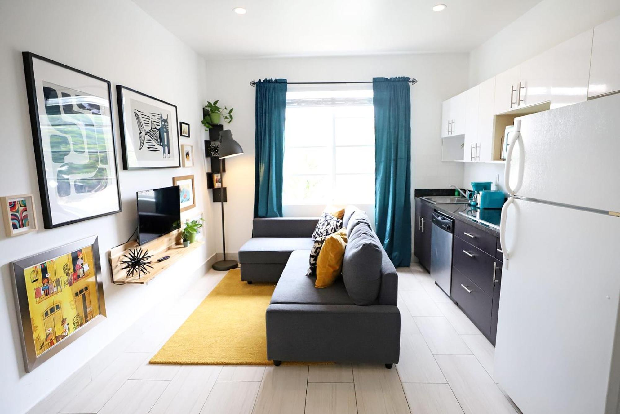 2 Bedroom Apartment 3 Minute Walk To South Beach & Ocean Drive ไมอามีบีช ภายนอก รูปภาพ