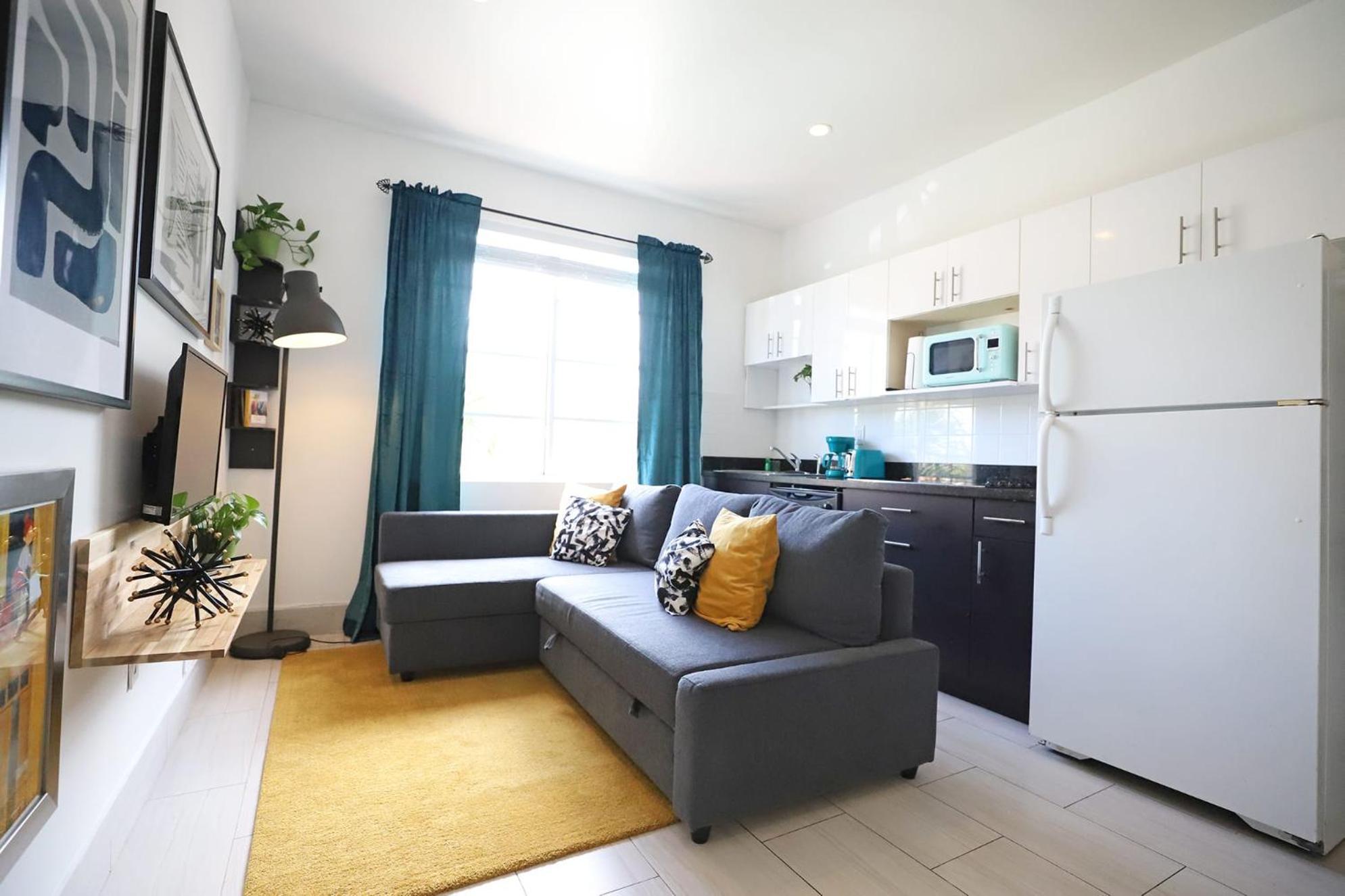 2 Bedroom Apartment 3 Minute Walk To South Beach & Ocean Drive ไมอามีบีช ภายนอก รูปภาพ